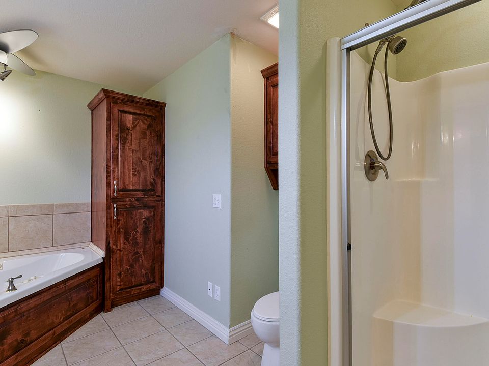 2nd image of 1353 Tudor Dr