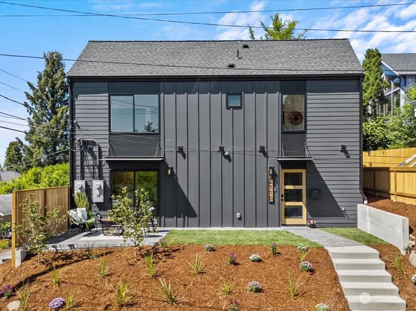 4110 SW Bradford Street, Seattle, WA 98116