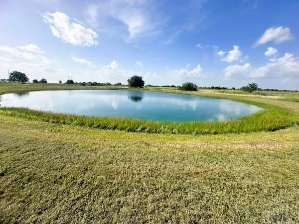 340 County Road 324, El Campo, TX 77437