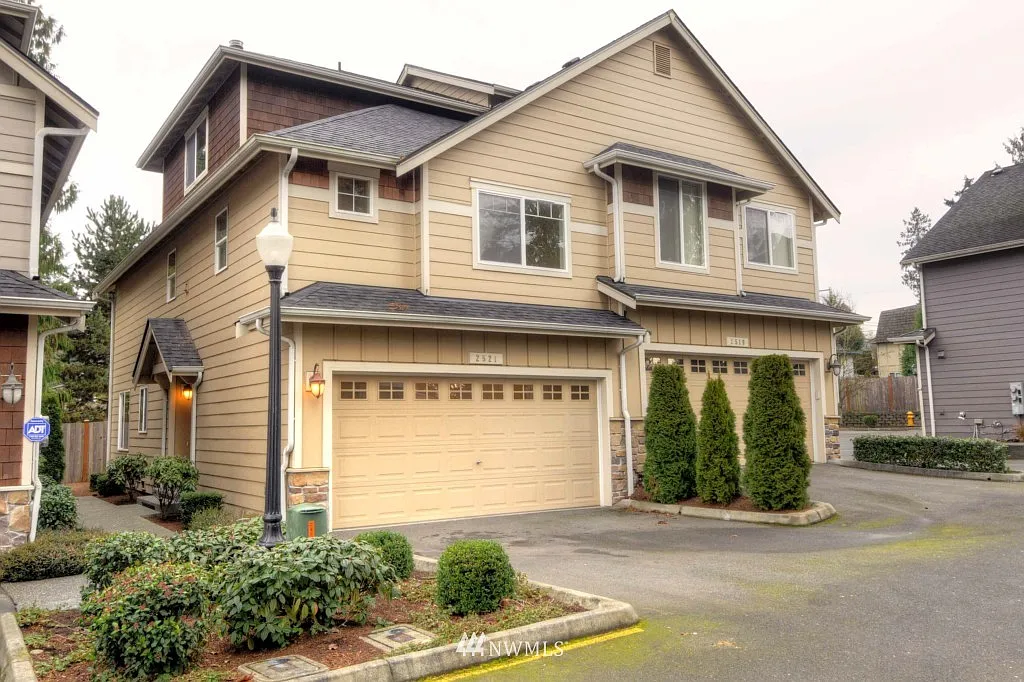 2521 204th Place SW #E1 photo 1