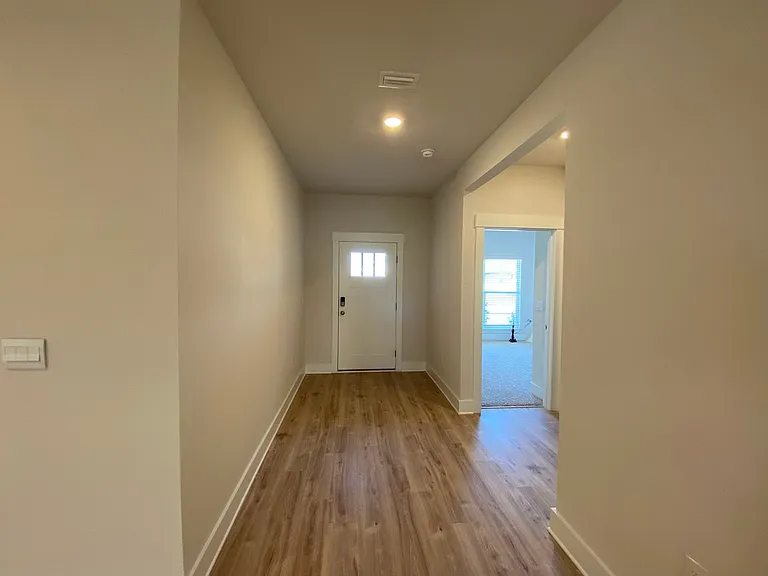 3398 Southwind Dr — Photo 2