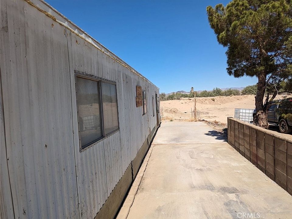 2nd image of 31600 Troy Rd