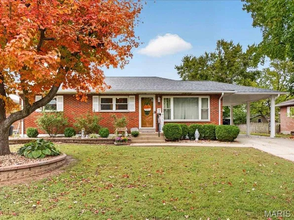 42 Villa Dr, Granite City, IL 62040