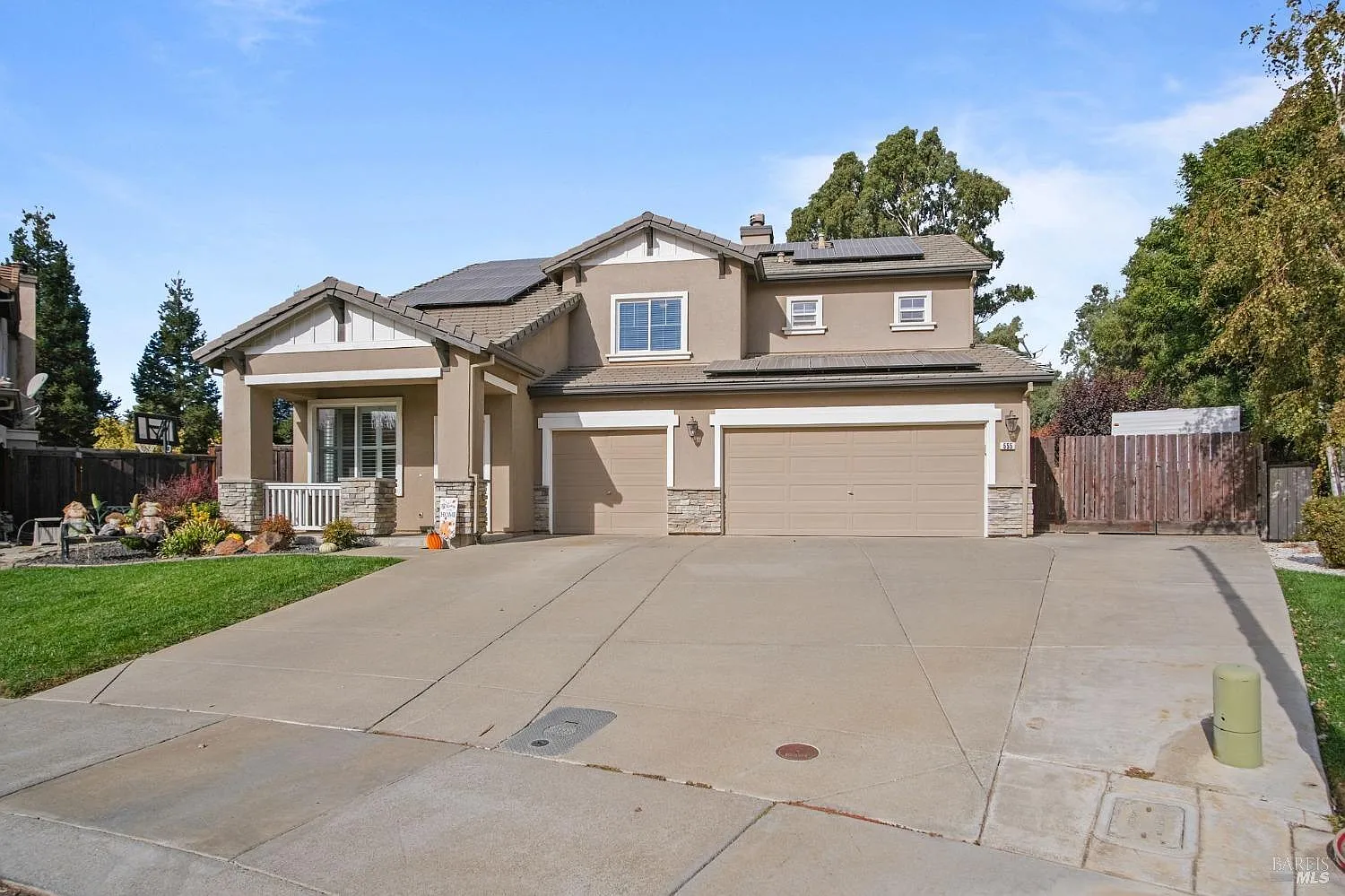 555 Mendocino Ct photo 1