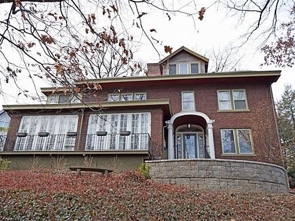 2nd image of 158 Lafayette Cir