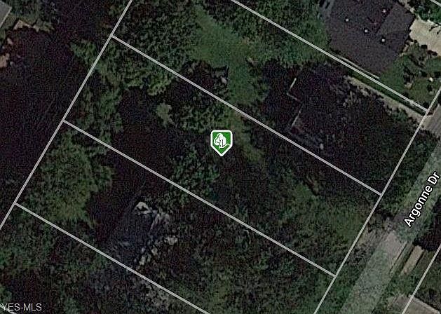 2nd image of 639 Argonne Dr