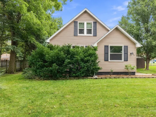 251 Prairie St, Hampshire, IL 60140