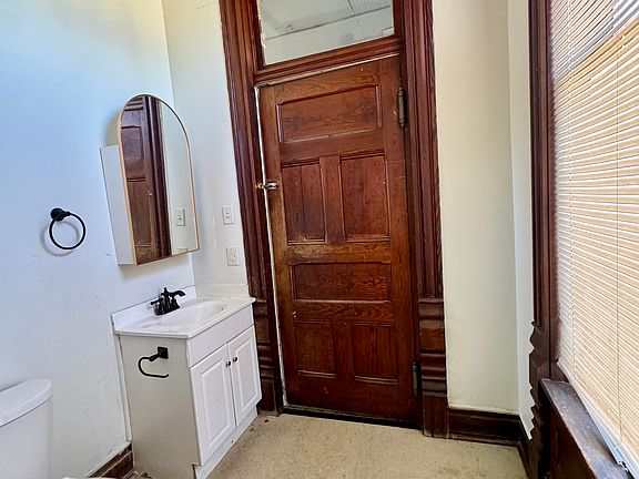 5th image of 326 N 14th St #A