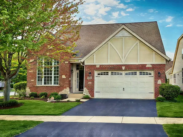 1265 Everwood Ln, Aurora, IL 60505