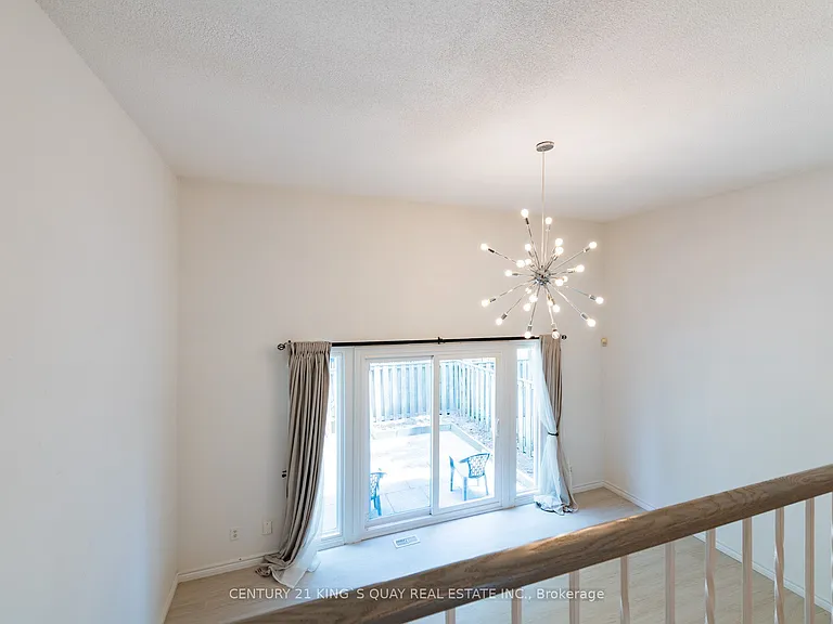 44 Chester Le Blvd #32 — Photo 18