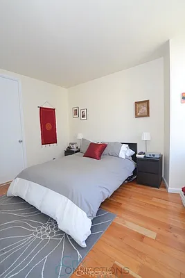 Rented by City Connections Realty | media 8