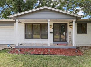29 Gray Brooke Ln, Florissant, MO