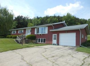 9624 Kahl Rd, Black Earth, WI 53515