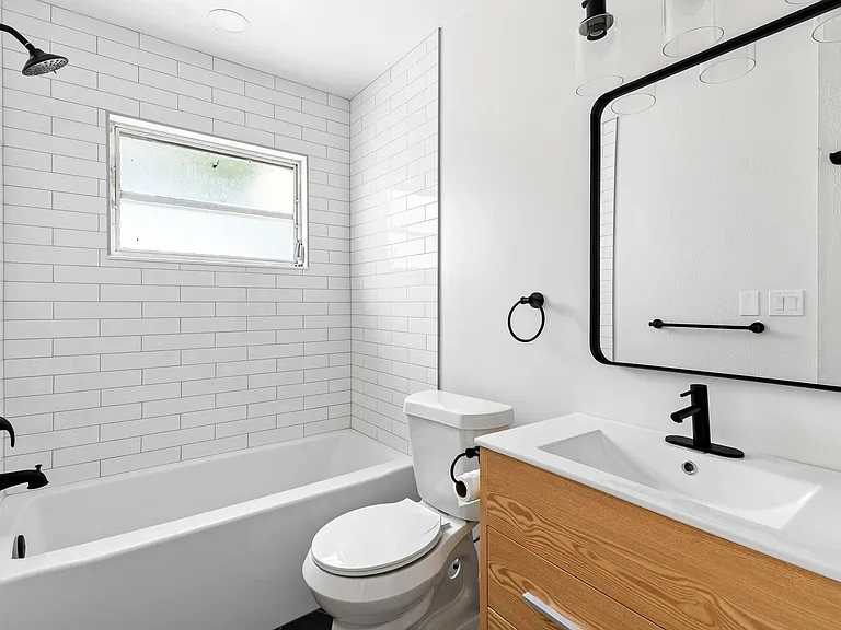 1028 Bass Blvd #C — Photo 12