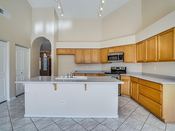 4th image of 7751 W Eugie Ave