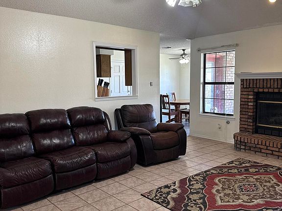 5th image of 3418 Ridgecrest Ln