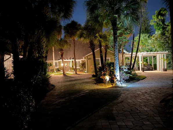 591 Marginal Rd, West Palm Beach, FL 33411