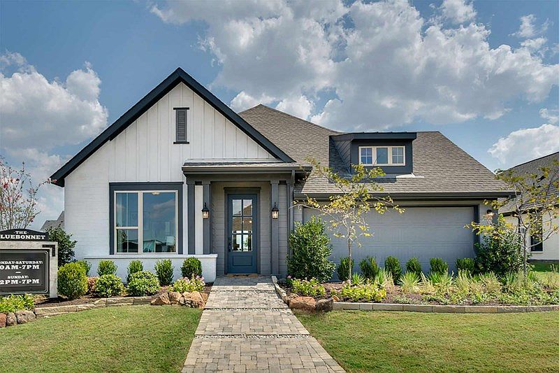 The Bluebonnet - K Exterior