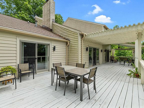 4th image of 6916 Tonia Ct