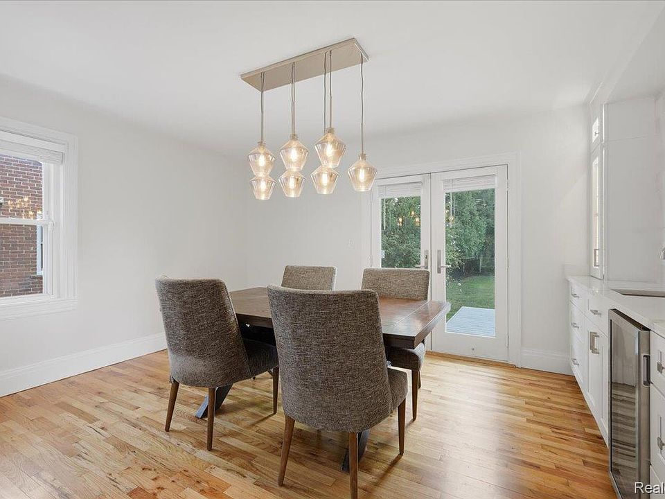 1872 Banbury St, photo 11