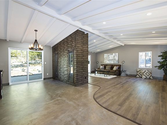 5th image of 25334 Kerri Ln