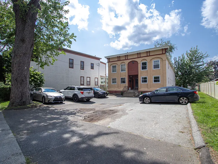 76 Meadow St #D — Photo 35