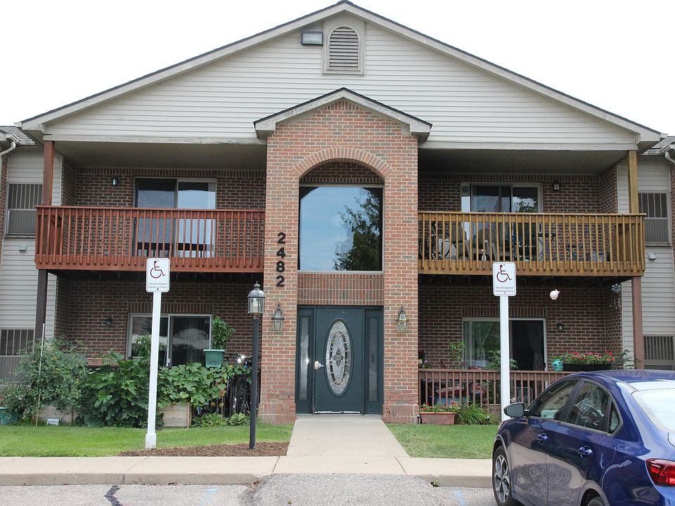 1st image of 2482 Eagles Cir Unit 5