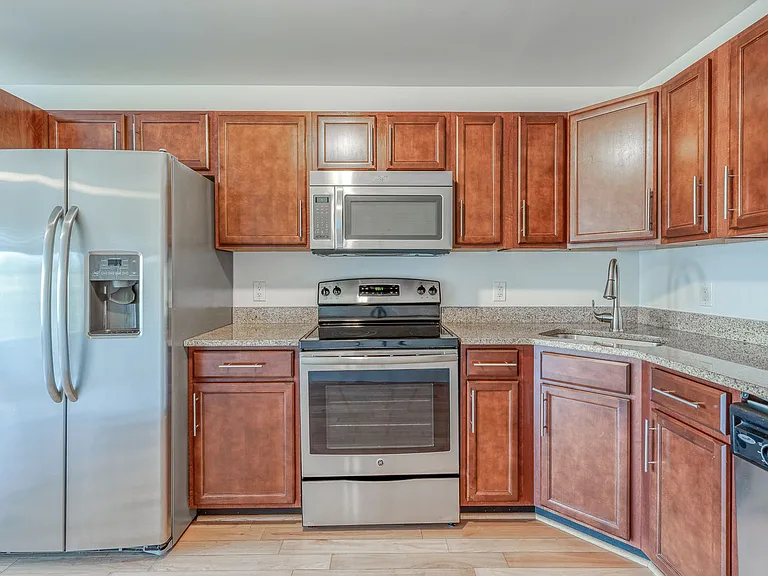 4122 Haverford Avenue — Photo 12