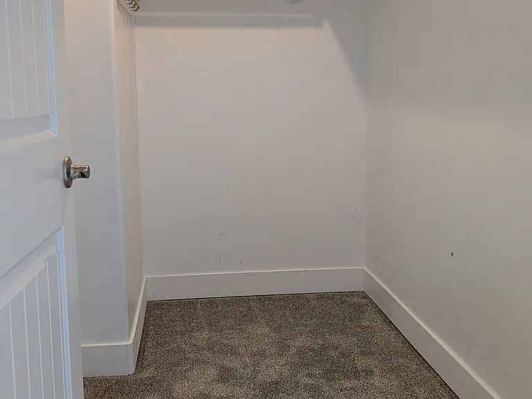 363 N 460 E — Photo 15