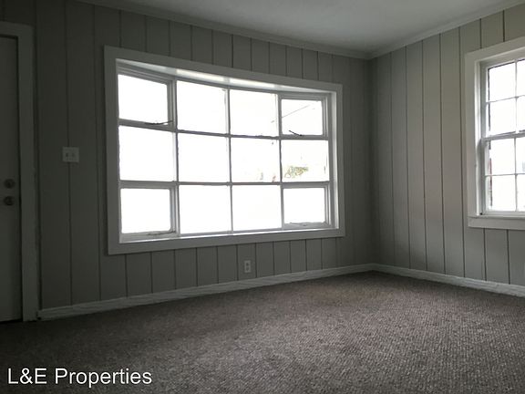 2nd image of 106 Timberlane Dr