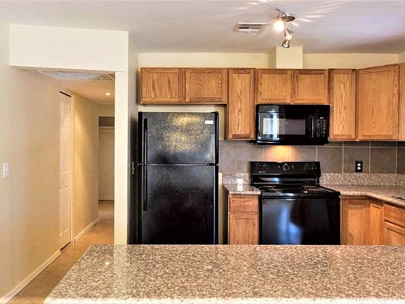 5th image of 3415 W Shaw Butte Dr