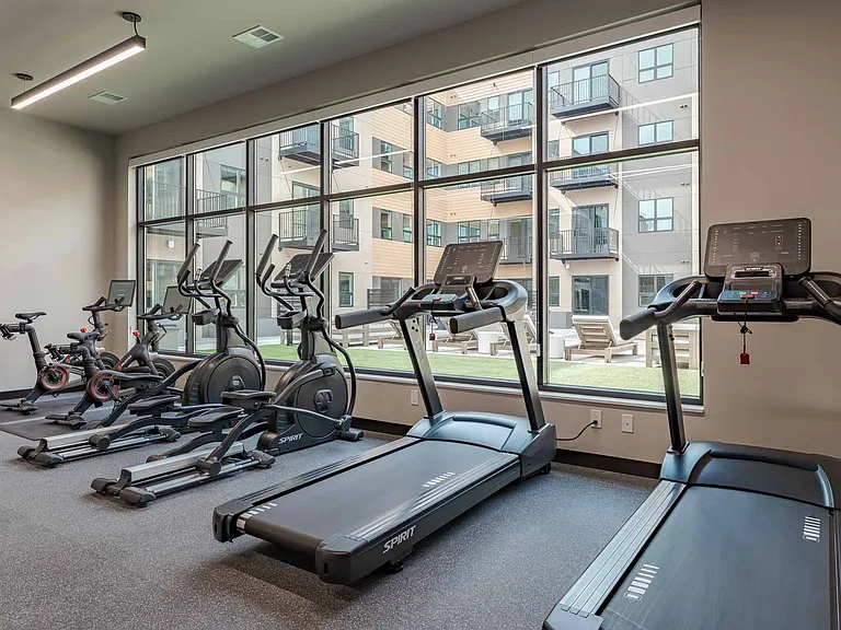 Karrick Apartments — Photo 12