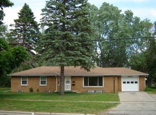 2700 Swede Ave, Midland, MI 48642