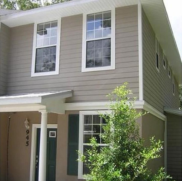 1st image of 945 NW 21st Ave