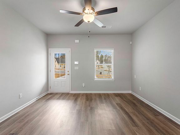 5th image of 103 Hidden Hills Dr