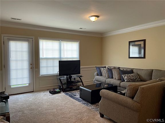 5th image of 422 Westover Pines Dr