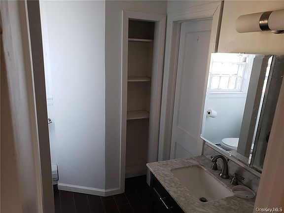 5th image of 18 Reservoir Rd #3