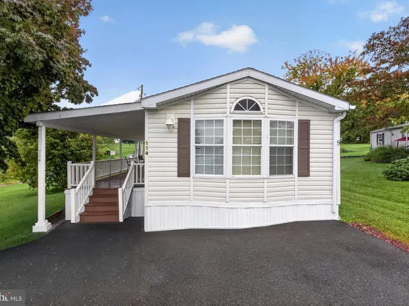 114 Lisa Cir, York, PA 17406