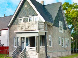 2620 W Locust St #1, Milwaukee, WI 53206