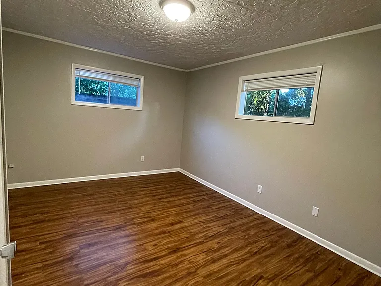 Willow Terrace Apartments- 1 & 2 bedroom apartments in Erwin TN — Photo 5