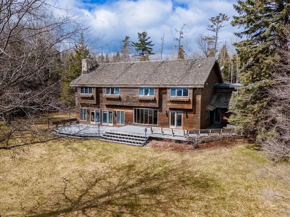 12150 N Seven Pines Rd, Northport, MI 49670