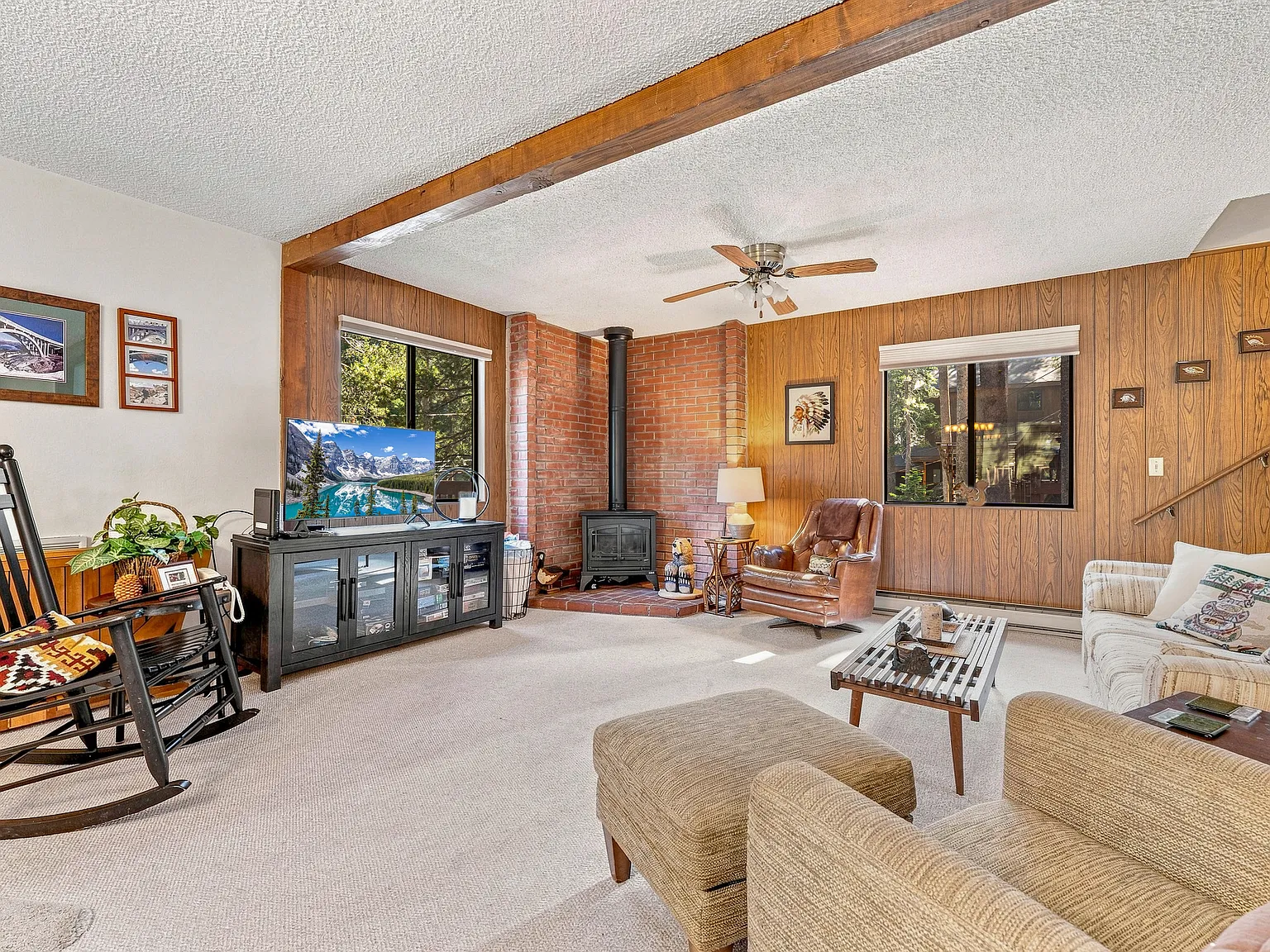 3 bed, 1.5 bath, 1280 sqft, $3,000 — Photo 2