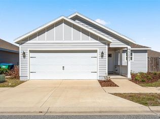 25093 SW 11th Ct, Newberry, FL 32669