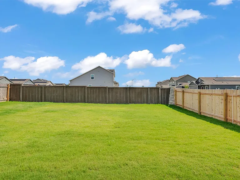 2528 Willkomen Way — Photo 19