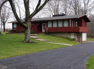 8580 E Wadora Cir NW, North Canton, OH 44720