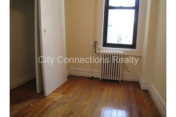 Rented by City Connections Realty | media 37