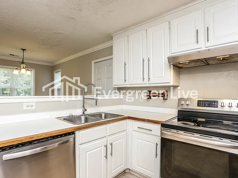 470 Gin Mill Dr — Photo 7