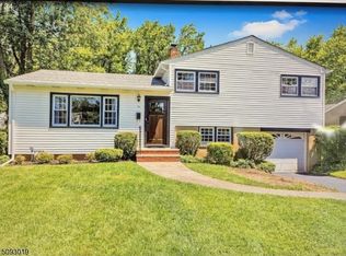 73 Glenwood Rd, Fanwood, NJ 07023