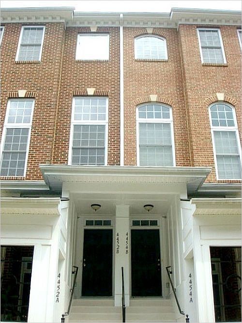 1st image of 4454 A Beacon Grove Cir