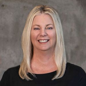 Annette Ross